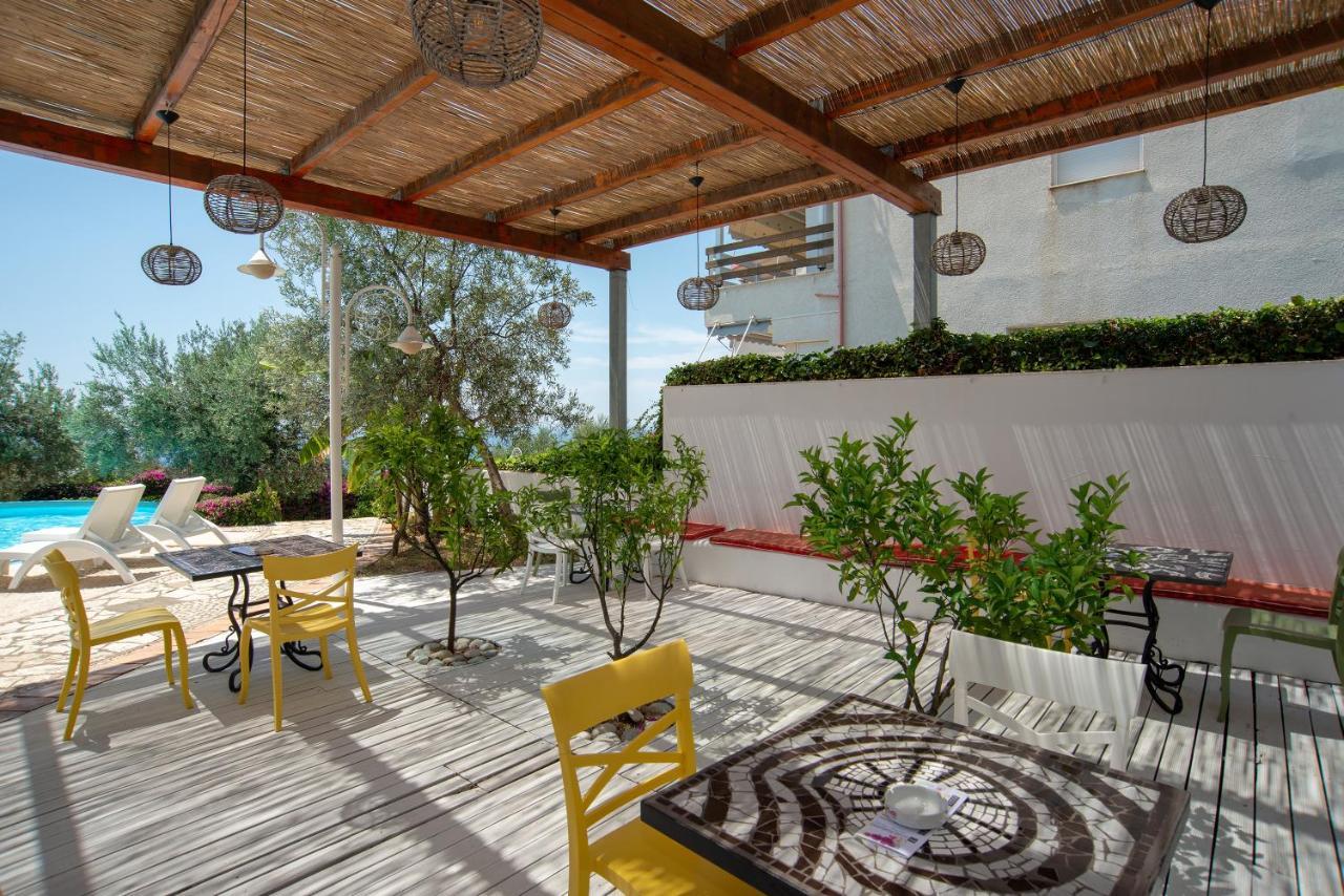 The Olive Terrace Apartments Palase Exterior foto